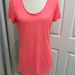 GAP Coral Short Sleeve Scoop Neck Tee